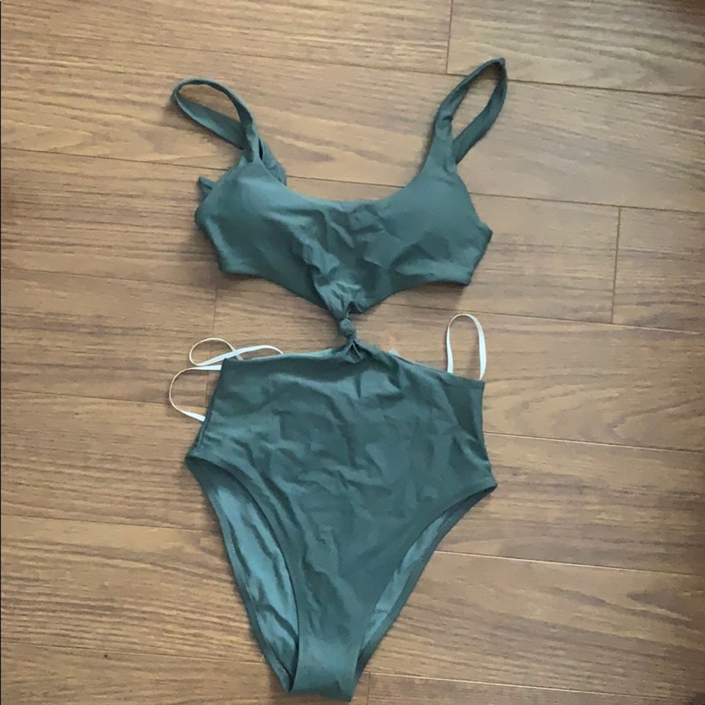 American Eagle/Aerie One-piece cutout swimsuit